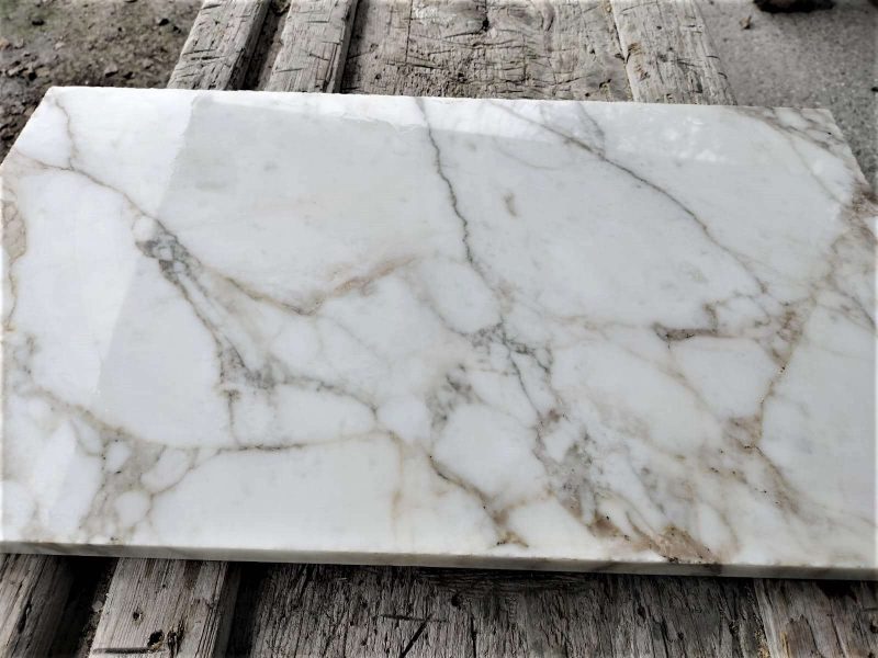 STOCK MARMETTE CALACATTA VAGLI