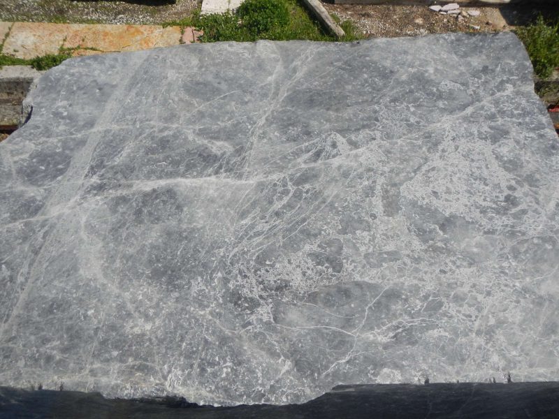 TUNDRA GREY