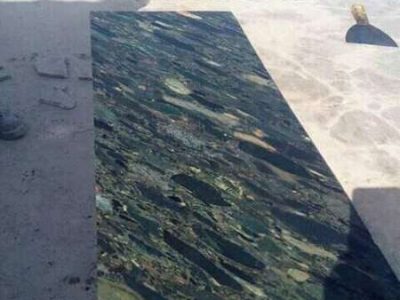 BRECCIA FAWAKHIR MARBLE red & green