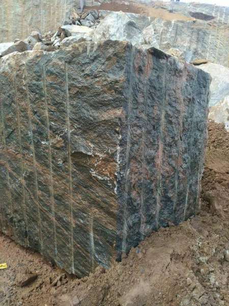 BRECCIA FAWAKHIR MARBLE red & green