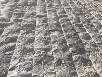 Pietra naturale "Tryste Gray" , finitura a spacco