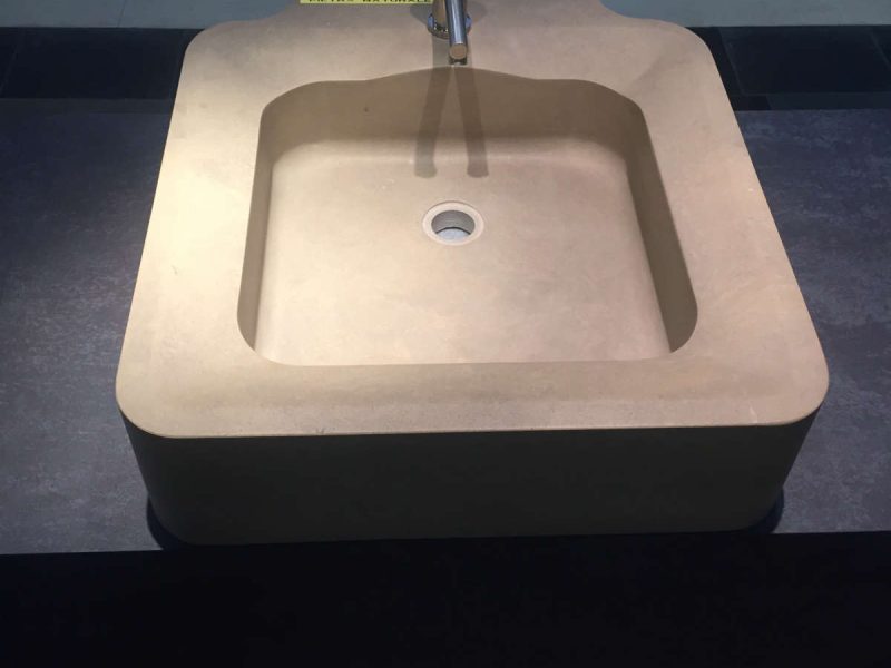 lavabo di appoggio in pietra massello ,