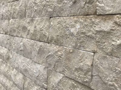 Pietra naturale "Tryste Beige" , finitura a spacco