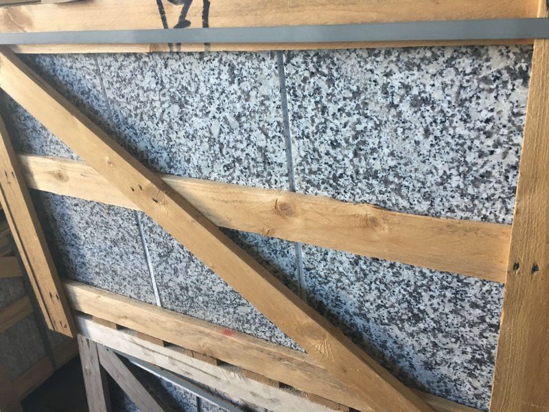 Pavimento in BIANCO SARDO PERLA 30x60 e 30x30