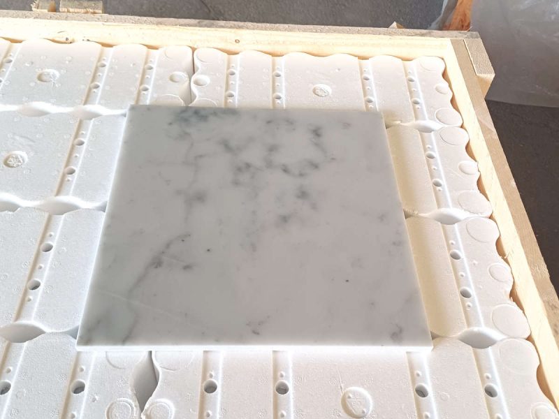 BIANCO CARRARA CD LEVIGATO BISELLATO 305X305X10 MM