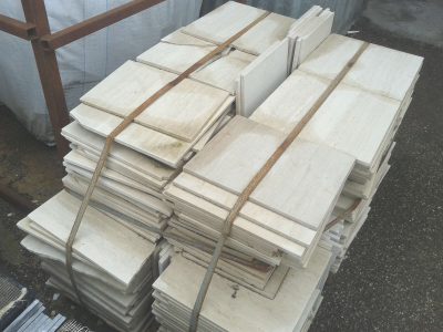 SERPEGGIANTE MARMO SBECCATO SPESSORE CM. 1