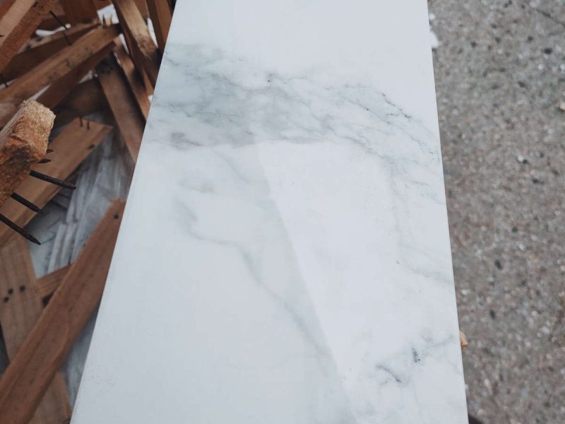 Vendita di materiale bianco Carrara e calacatta
