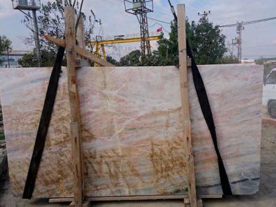 Verona onyx slabs