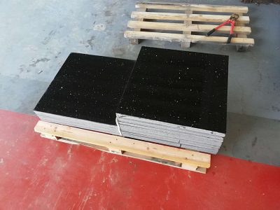 Diverse quantità e tipologia di marmette 60x60 con spessori diversi