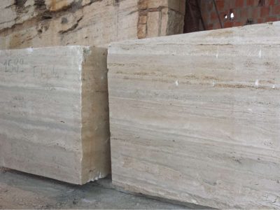 Blocchi di Travertino Romano