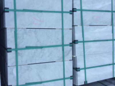 Pavimento in marmo Bianco Carrara