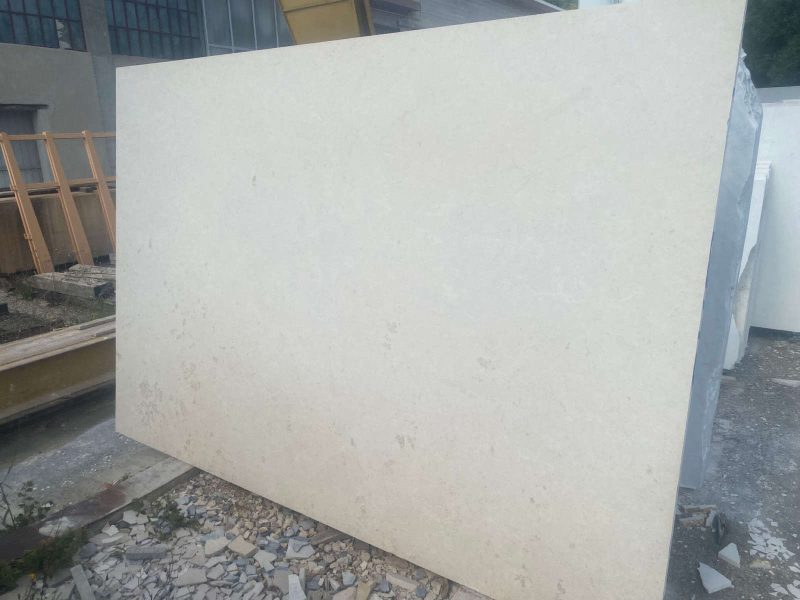 Balcan beige