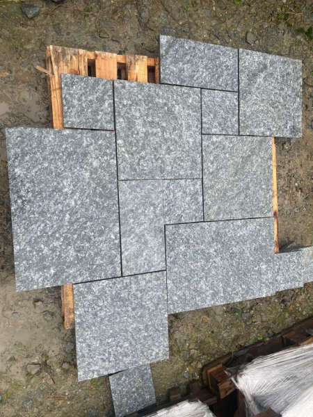 Tiles modulo Pietra di Luserna Fiam. e Spazz.