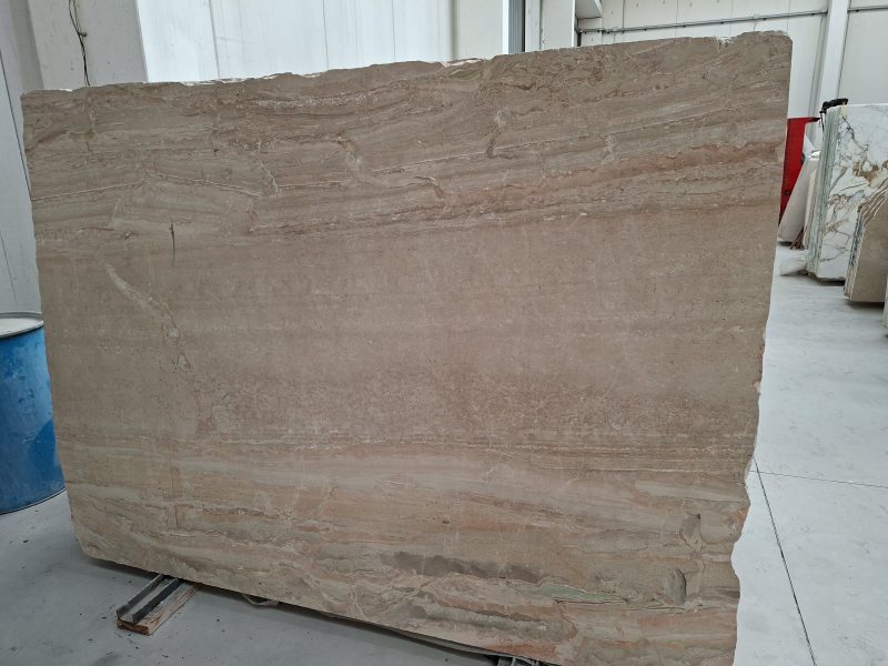 LASTRE IN BRECCIA ONICIATA A CM 3