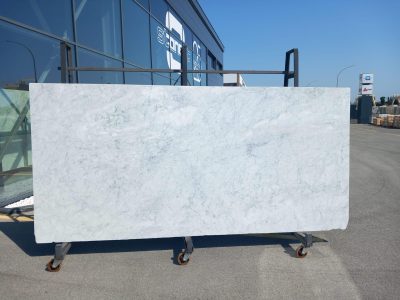 Carrara C lucido